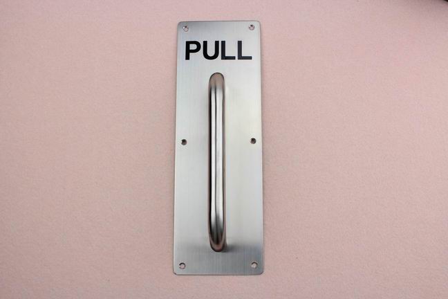 High grade stainless steel push pull door handle with indicated plate